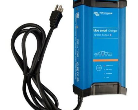 VICTRON ENERGY, BPC121545102, BLUE SMART IP22 CHARGER 12/15(1) 120V NEMA 5-15